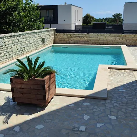 아파트 Istra Mare Private Pool & Parking *
