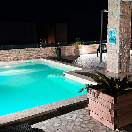 아파트 Istra Mare Private Pool & Parking *